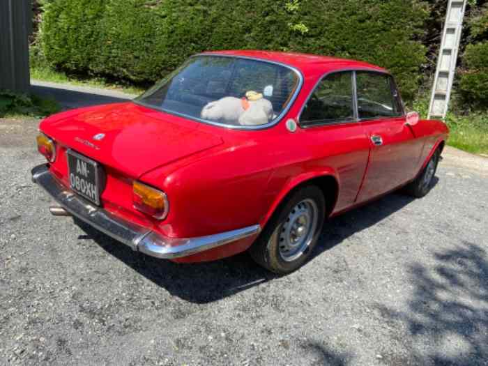 Alfa Roméo coupé bertone 1600 junior 1