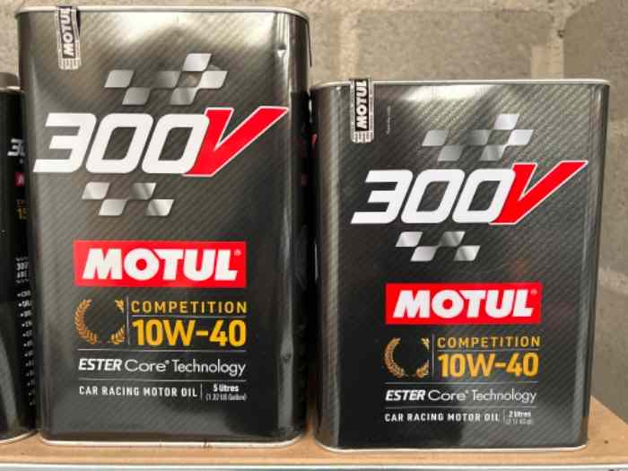 Motul 300v 10w40 COMPETITION