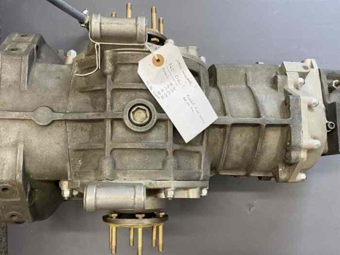 Hewland mk 8 f3 gearbox