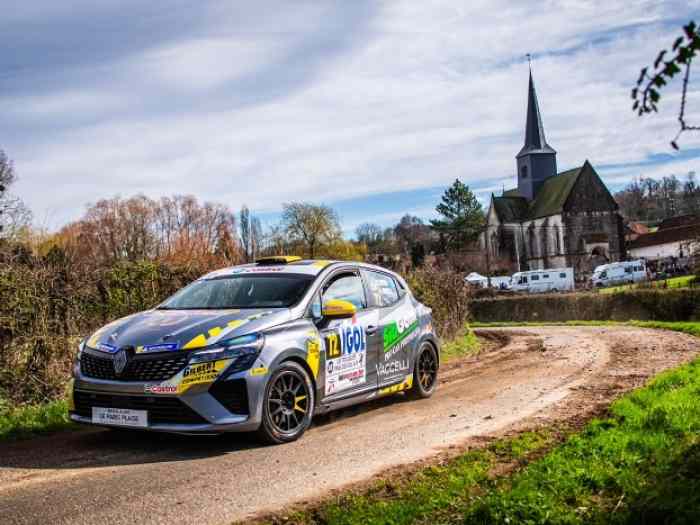 GILBERT COMPETITION LOUE 2 CLIO RC5 AS...