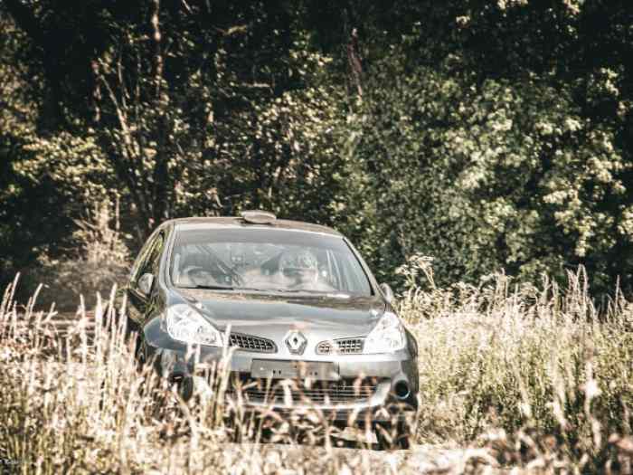 Location CLIO III R3 MAX 1