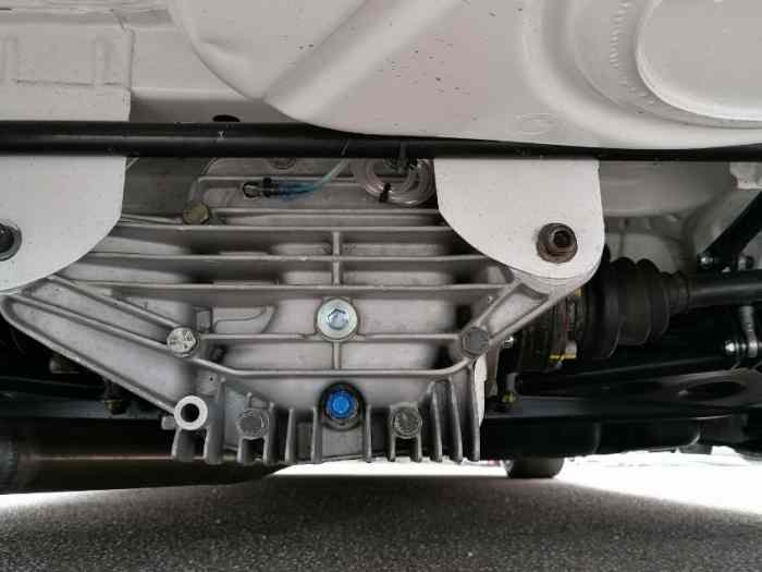 BMW Compact f2000 5