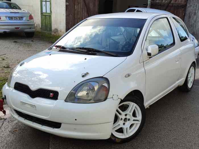 Toyota Yaris Top A5 0