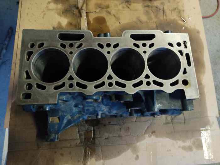Bloc moteur 206 s1600 1