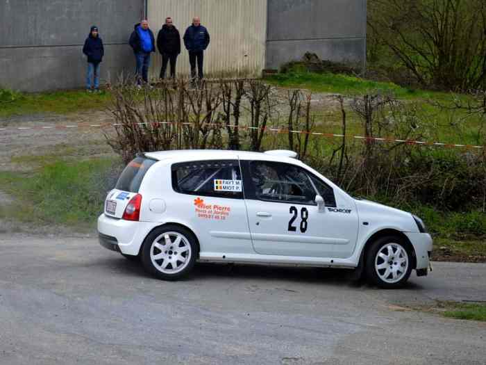 Clio 2 perfo!