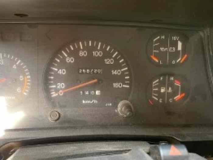 TOYOTA LJ70 2