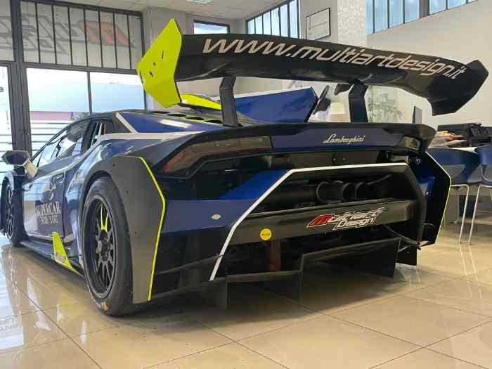 LAMBORGHINI Huracan SuperTrofeo EVO 3