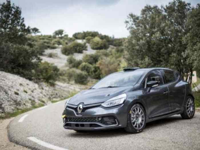 Renault Clio R3T ex Bernardi // Asphal...