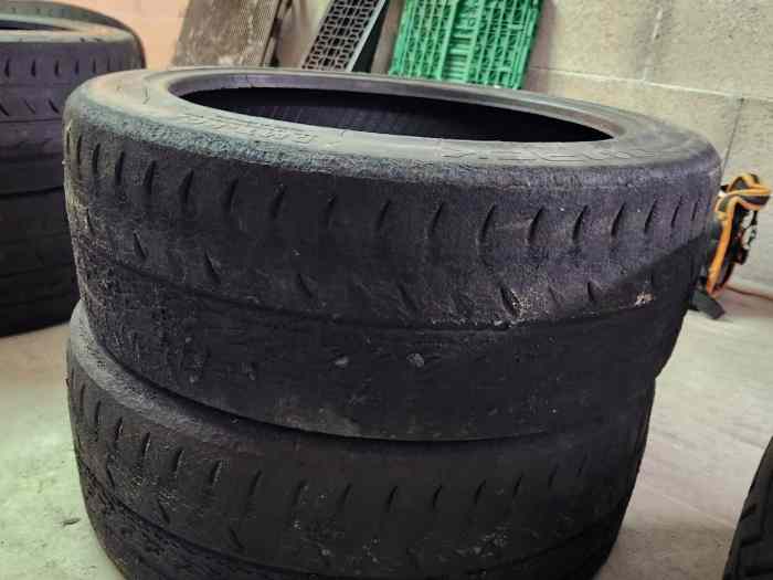 lot de 10 pneus en 17 4
