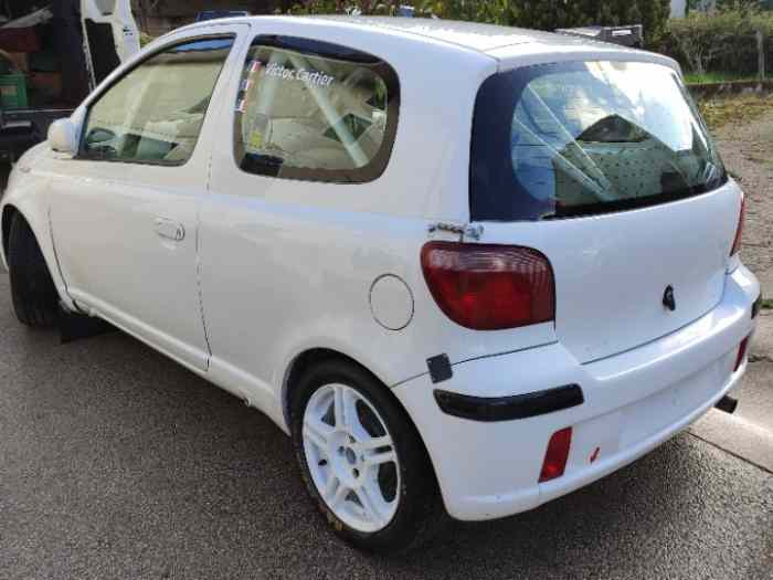 Toyota Yaris Top A5 3