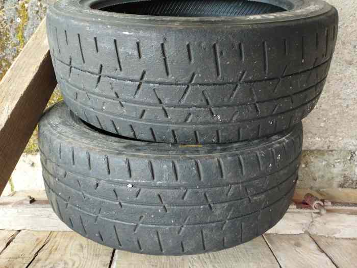 Vends pneus HANKOOK en 17 pouces 4