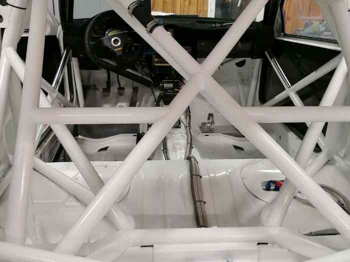BMW Compact f2000 2