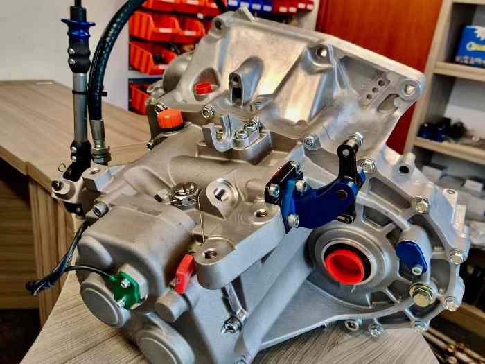 QUAIFE QKE8J 5-SPEED SEQUENTIAL GEARBOX