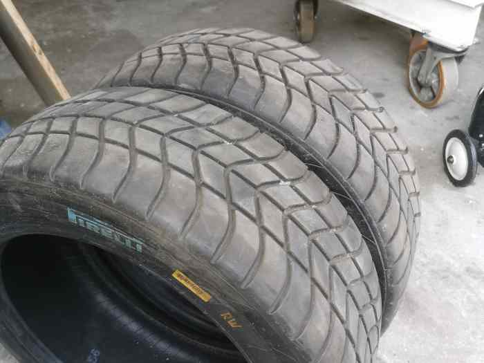 Pneus Pirelli 16