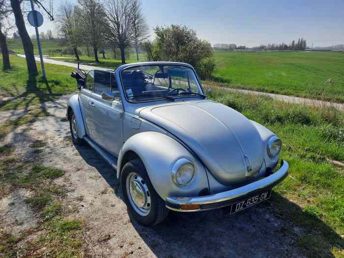 VW Coccinelle munching number de 1977 5