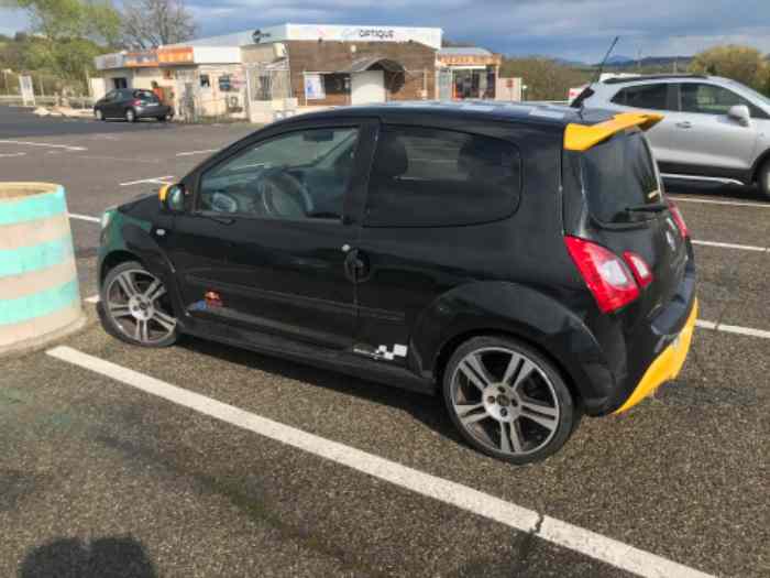 Twingo RS red Bull Racing 1