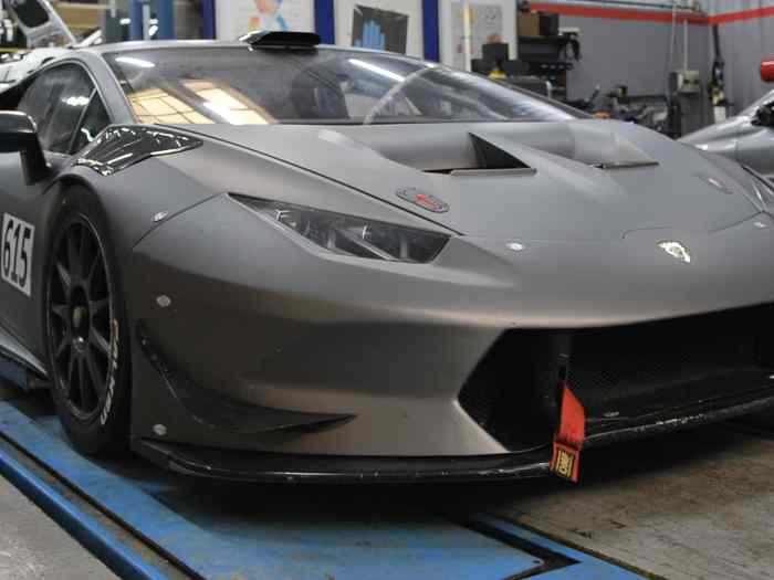 Lamborghini Huracan Super trofeo LP-62...