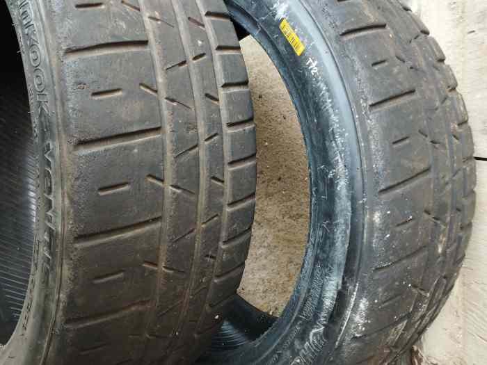 Vends pneus HANKOOK en 17 pouces 1