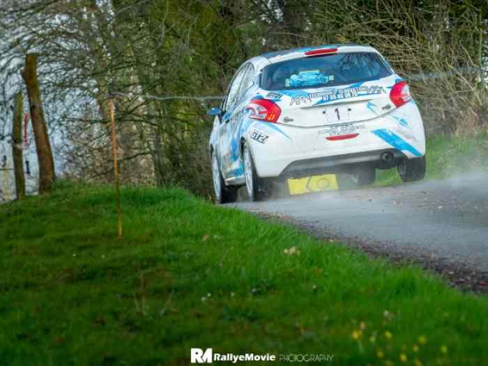 Peugeot 208 R2B 5