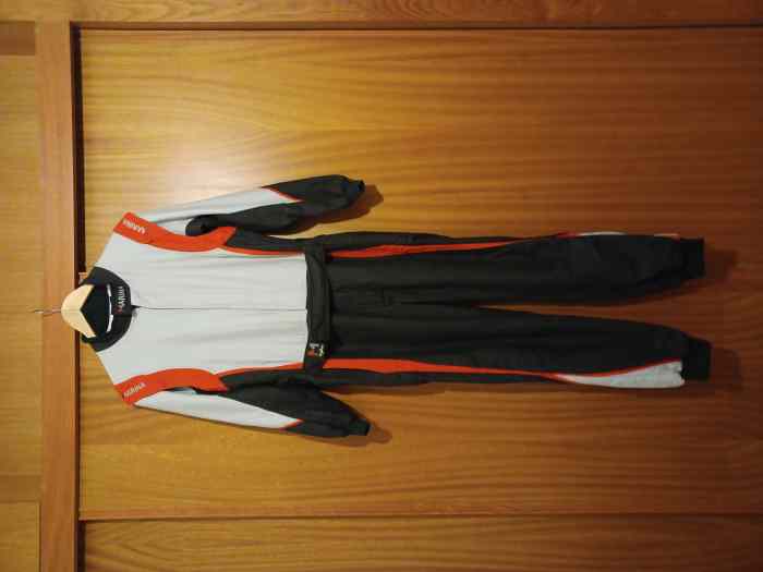 Vends combinaison Marina Racewear T48 0