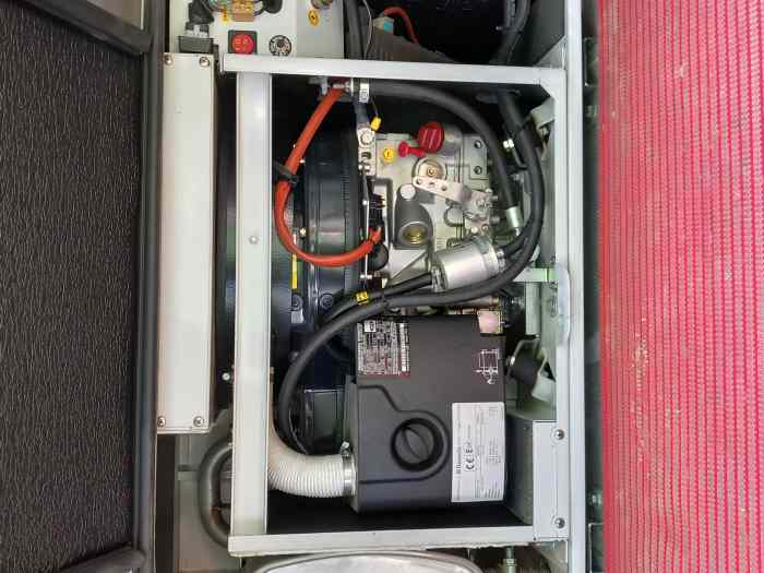 Groupe électrogène DOMETIC TEC 40D die...