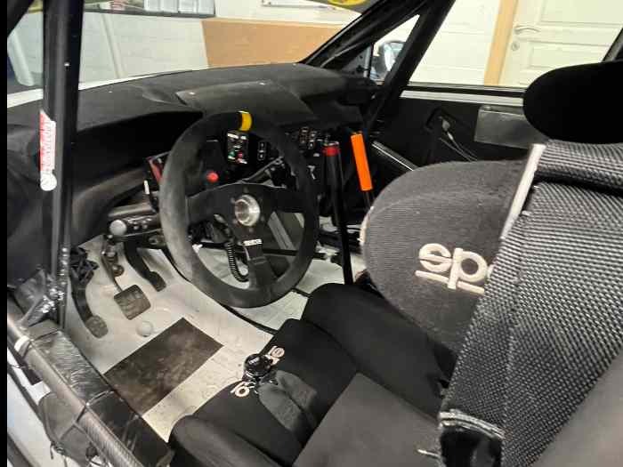 Peugeot 208 Rally4 3