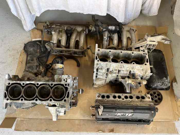 PIECES MOTEUR PEUGEOT GTI 16S 1900 0