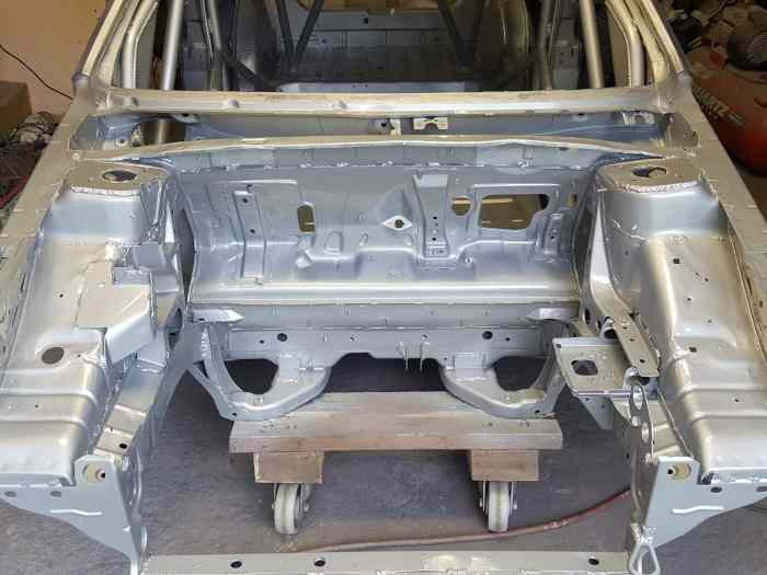 Caisse 106 phase 1 soudée - arceau matter 4
