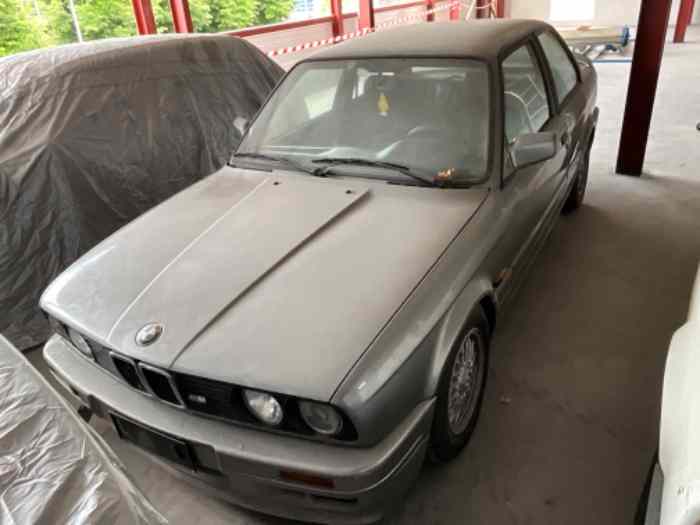 BMW 320 is