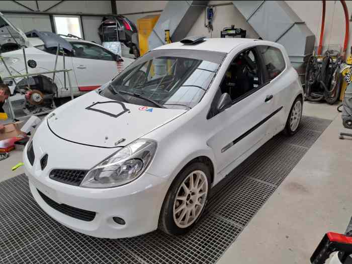 Clio r3 max nouveau prix 2