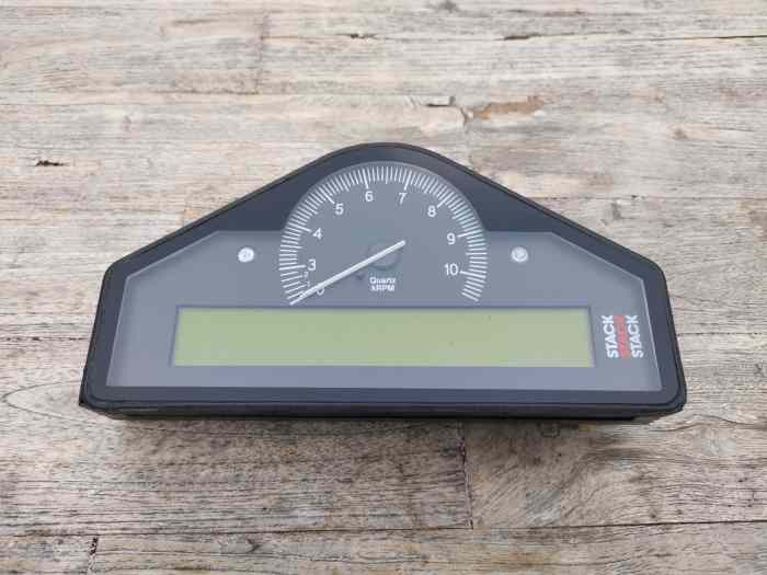 DASH BOARD STACK ST 8100 - pièces et voitures de course à vendre, de ...