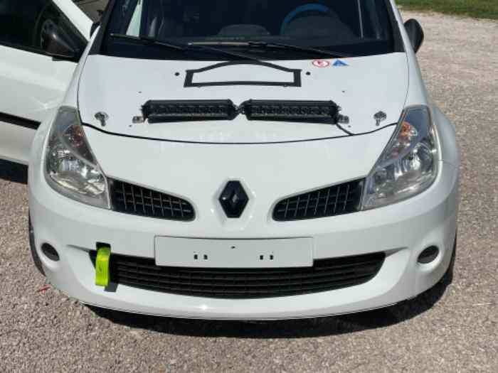 Clio r3 max