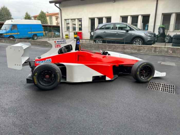 MONOPOSTO FORMULA GLORIA B4 EVO KIT SUZUKI 1