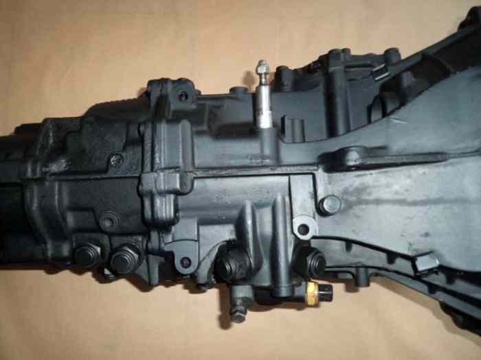 01E Quattro 6 speed gearbox / dog box with LSD