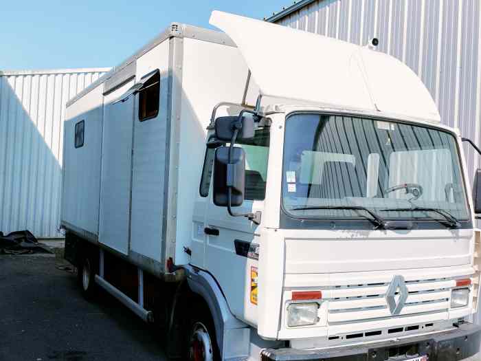 Renault midliner s150 aménagé 0