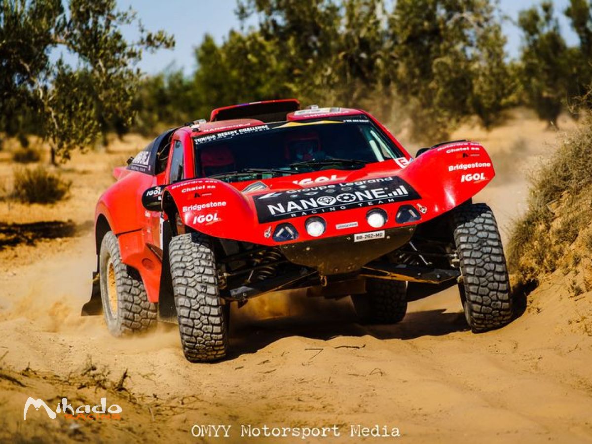AV Buggy Rallye Raid 2 RM V8 6.2L FIA T1 ex MD Sport – photo 4 sur 5