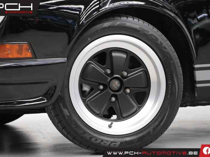 PORSCHE 911 2.4 E Targa 5