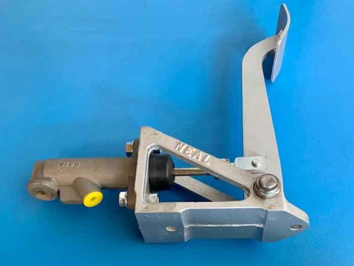 NEAL race pedal