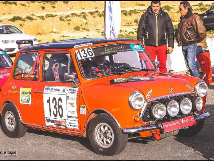 Mini british leyland cooper 1300 0