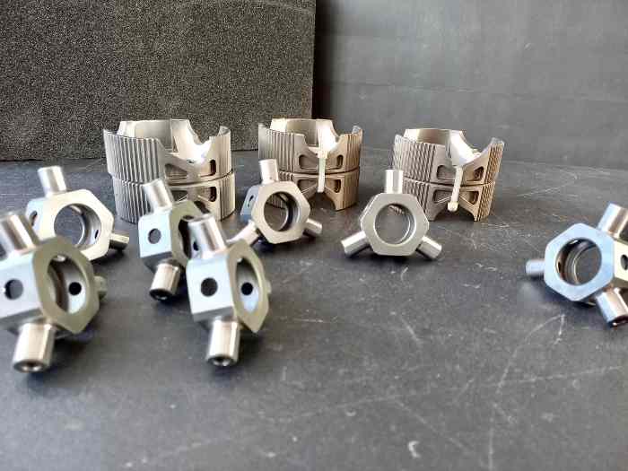 Cross pins new for Xtrac gearbox 3