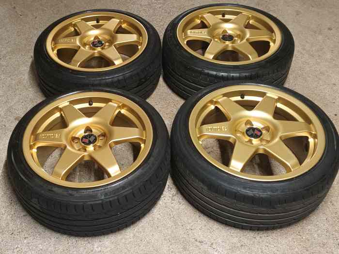 4 ROUES PNEUS BRIDGESTONE POTENZA S001 JANTES REVOLUTION 8 PAR 17 SUBARU 0