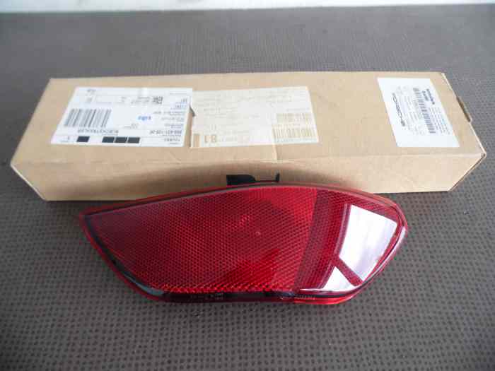 CATADIOPTRE ARRIERE GAUCHE 95863110500 PORSCHE CAYENNE 958 5