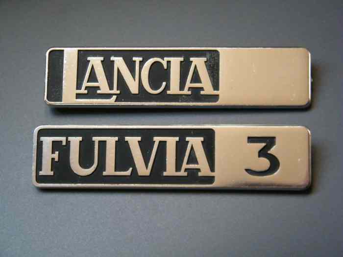 LANCIA Fulvia 3 coupé 1973-1976 badges carrosserie 2
