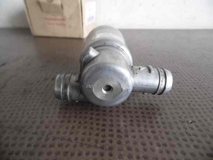 ACTUATEUR DE RALENTI 96460616000 PORSCHE 964 / 944S / 944S2 3