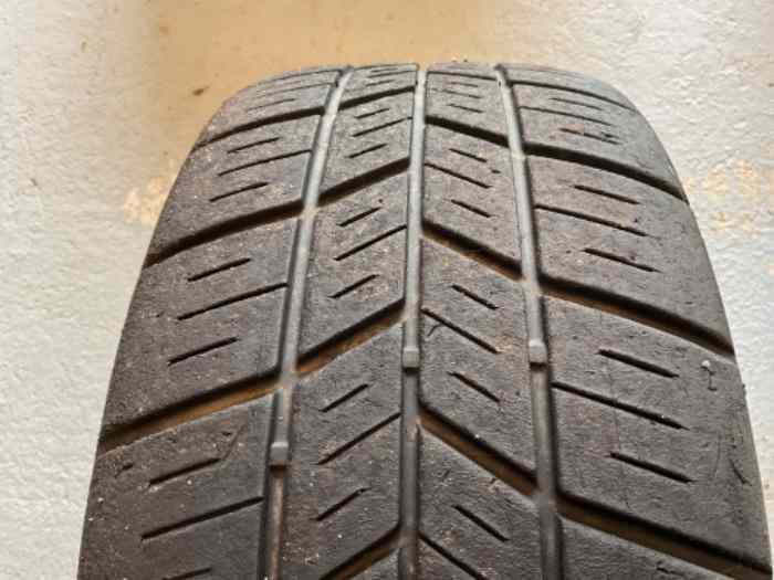 Vds pneus pluies hankook 15 pouces 0