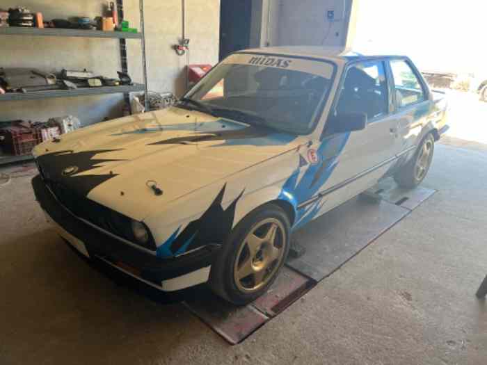 BMW 325I groupe A VHC J2