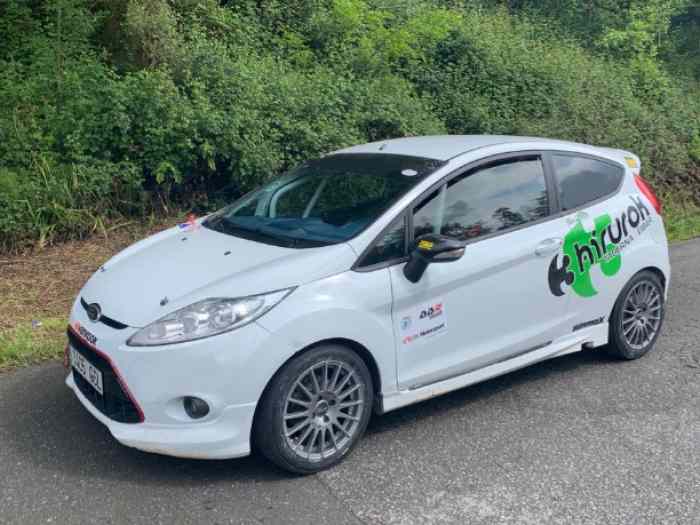 Ford Fiesta R1 2