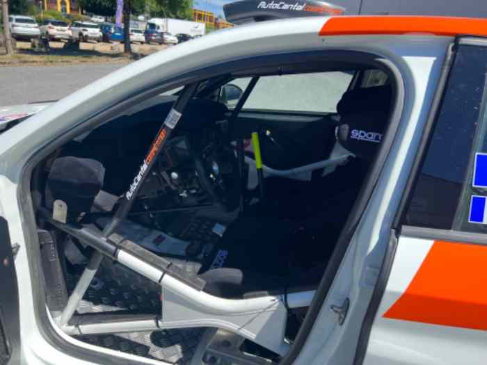208 Rally4 LOCATION TERRE ET ASPHALTE Dernière Evo 3