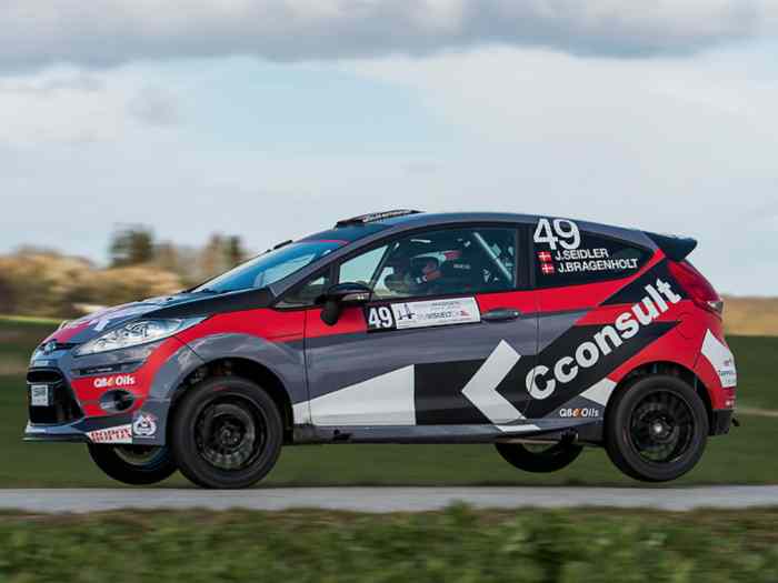 Ford Fiesta R2J (Le moins cher en Europe) 0