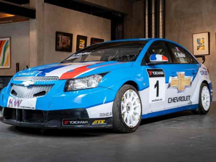 Chevrolet Cruze RML YVAN MULLER WTCC WORLD CHAMPION 2010 0